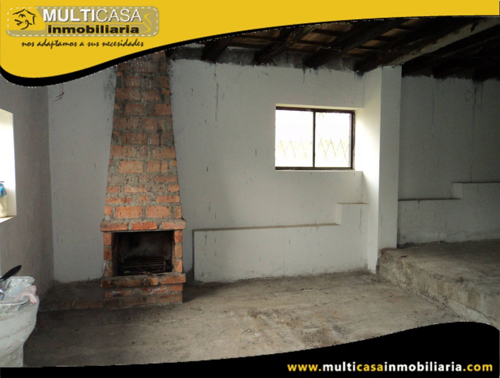 Venta de Hermosa Casa por terminar con Terreno a crédito  Sector Mayancela Cuenca-Ecuador