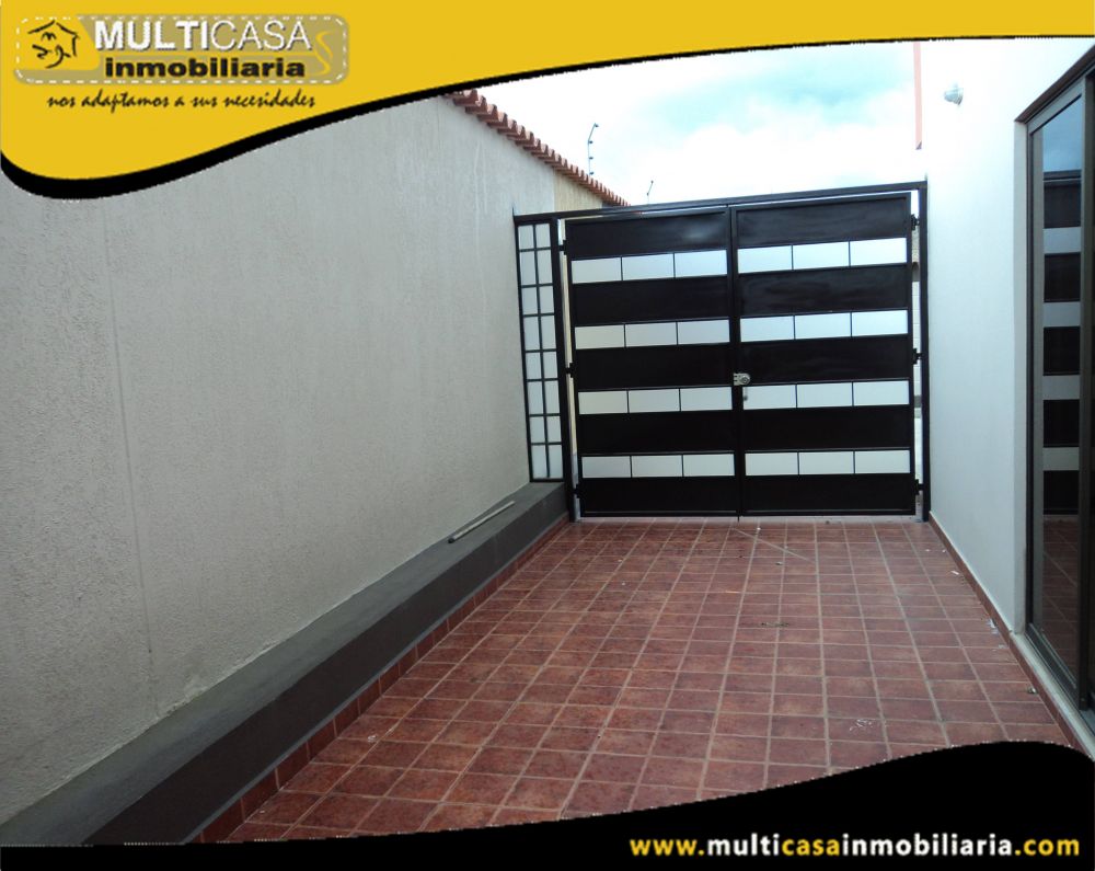 Casa en Venta a Crédito en Ciudadela Privada Sector Ricaurte Cuenca-Ecuador