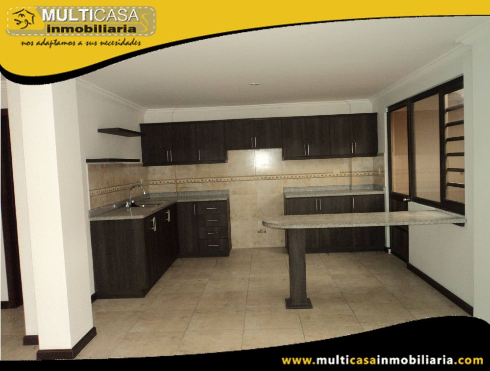 Casa en Venta a Crédito en Ciudadela Privada Sector Ricaurte Cuenca-Ecuador