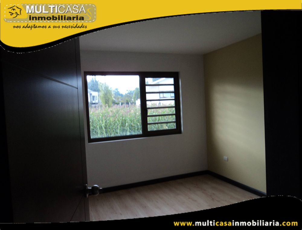 Casa en Venta a Crédito en Ciudadela Privada Sector Ricaurte Cuenca-Ecuador