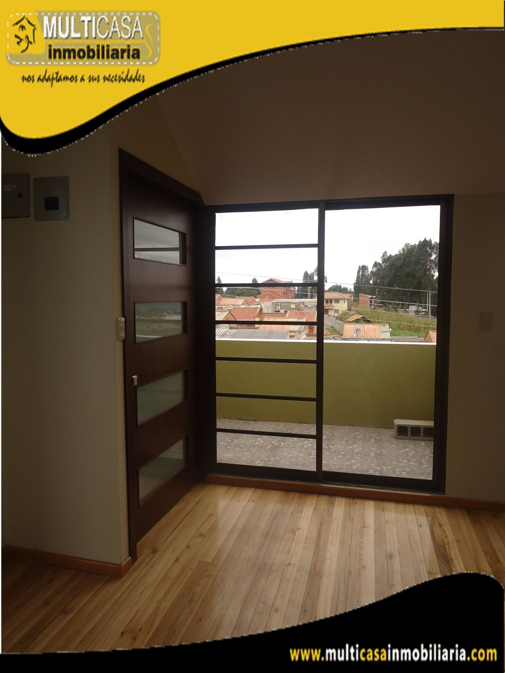Venta de Hermosa Casa Comercial de tres Plantas con Tres Departamentos y  local Comercial a crédito sector Racar Cuenca-Ecuador<b>