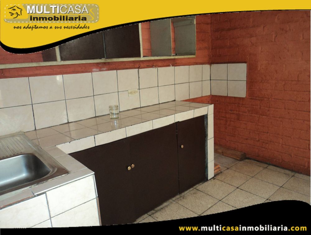 Casa en Venta a Crédito con Mini Departamento Sector Héroes de Verdeloma Cuenca-Ecuador