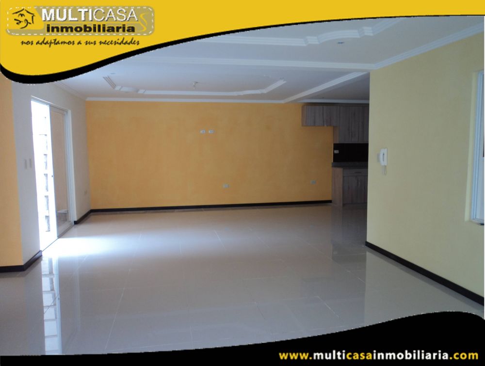 Casa en Venta a Crédito en  Condominio Privado Sector Feria Libre Cuenca - Ecuador