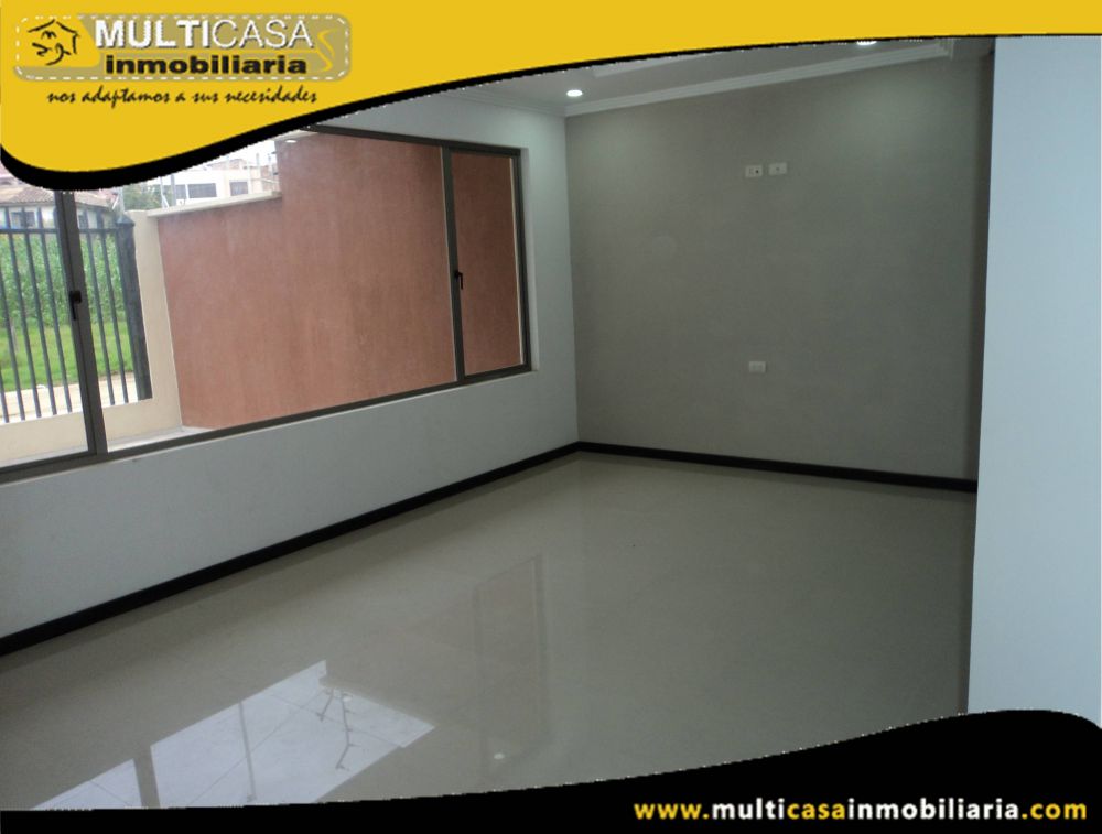 Casa en Venta a Crédito por estrenar Sector El Tiempo Cuenca-Ecuador