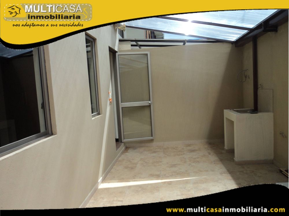 Casa Comercial en Venta a Crédito Sector Racar Cuenca - Ecuador