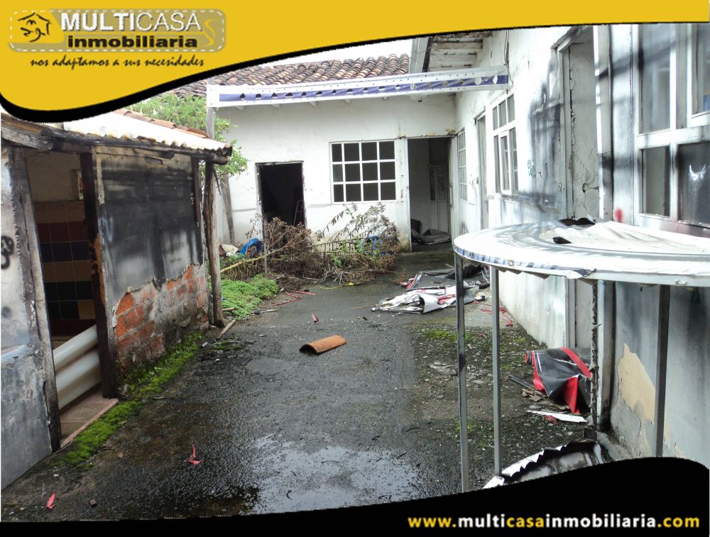 Casa Comercial en Venta a Crédito Sector Chola Cuencana Cuenca-Ecuador