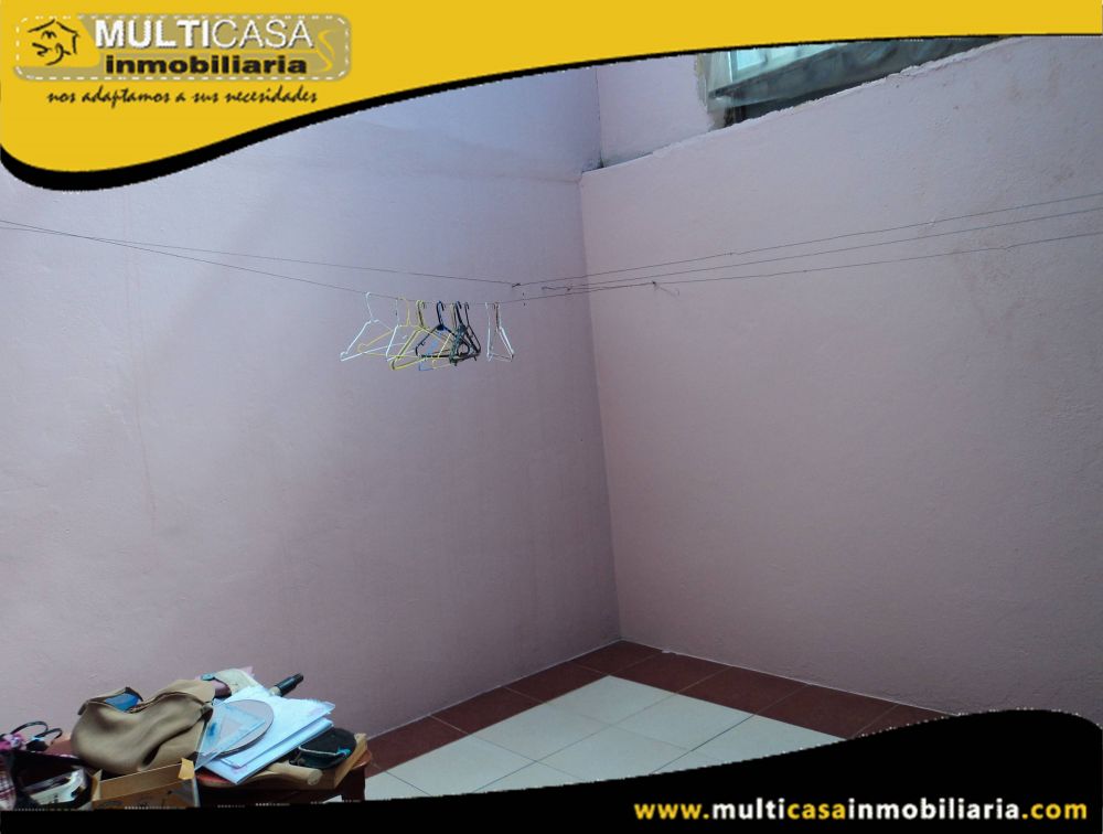 Casa en Venta a Crédito  Sector Control Sur Cuenca-Ecuador