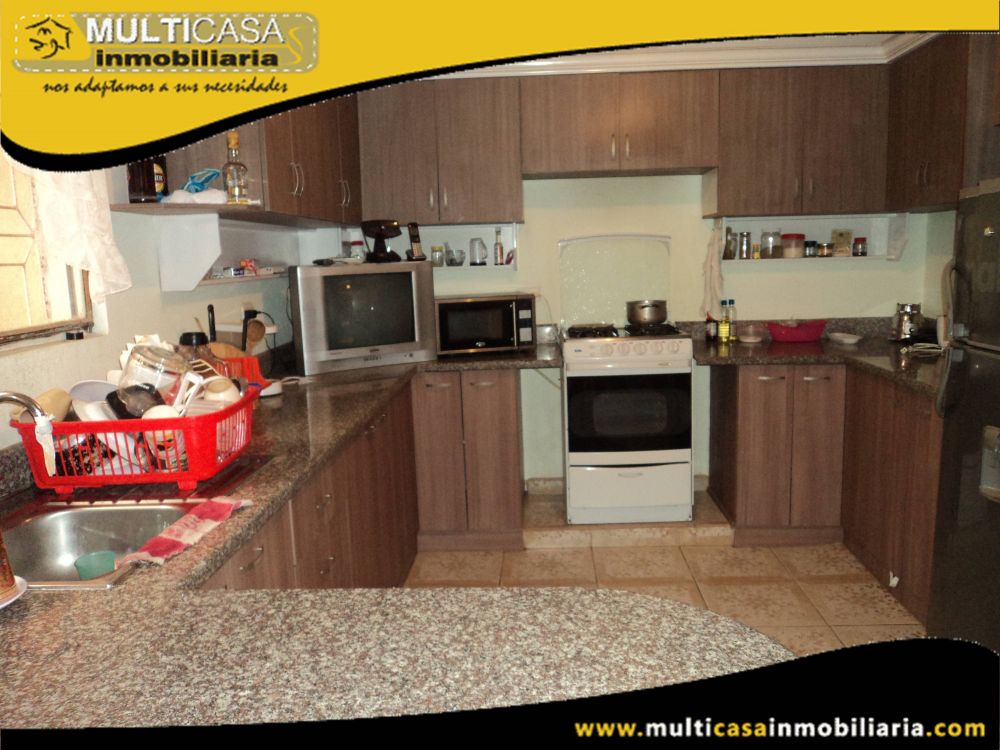 Venta de hermosa casa a crédito excelente ubicación sector Ordoñez Lazo Cuenca -Ecuador
