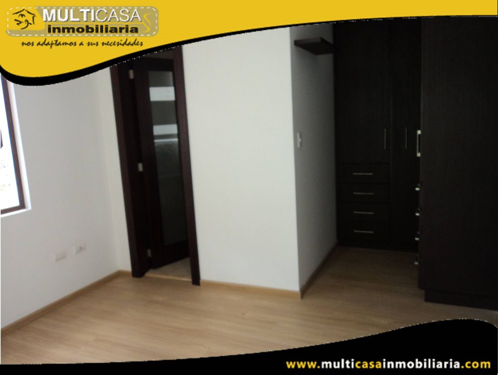 Casa en Venta a Crédito por estrenar Sector Cdla. de los Médicos Cuenca-Ecuador
