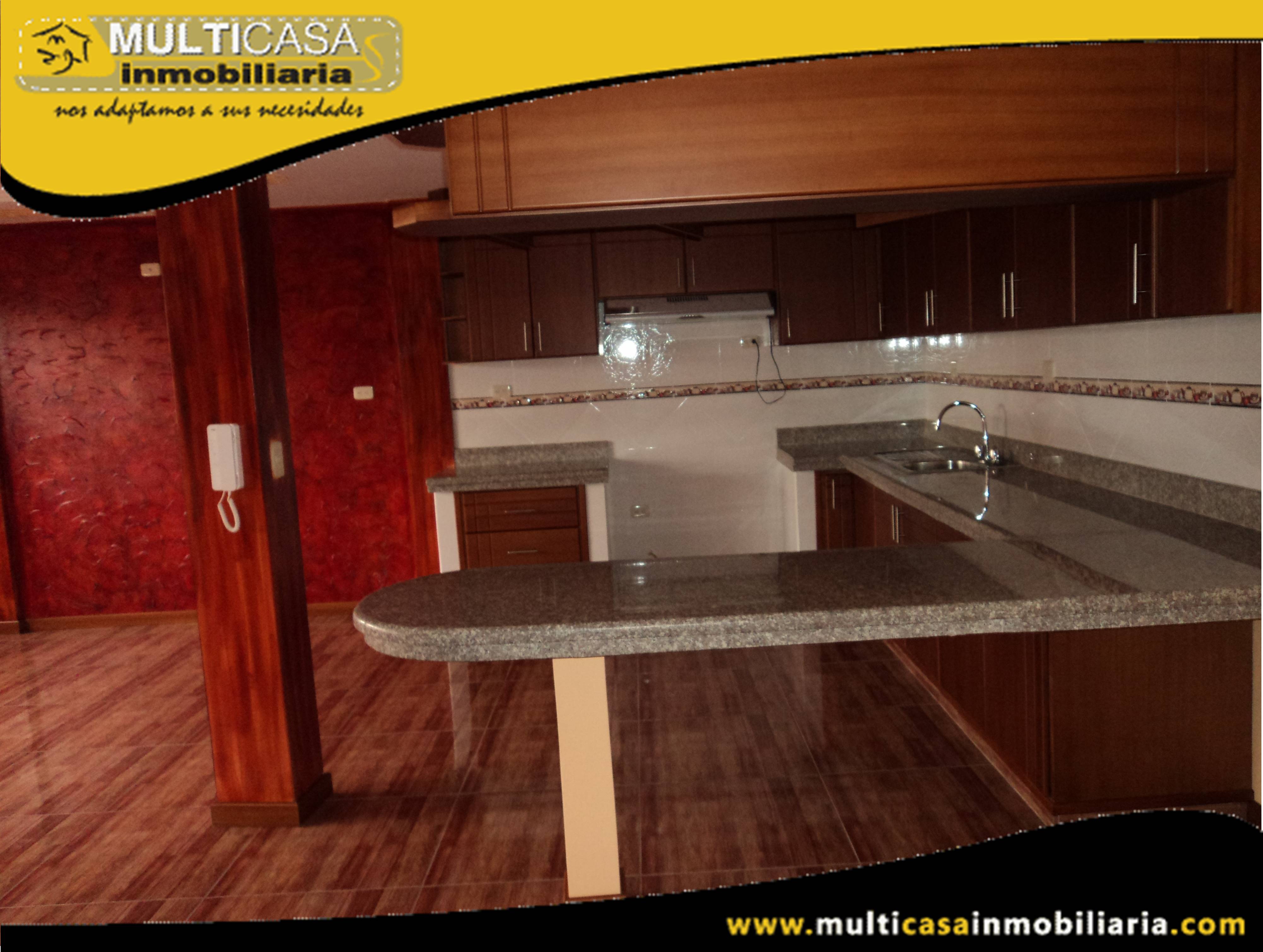 Casa Comercial en Venta a Crédito Sector Juan Pablo II Cuenca-Ecuador