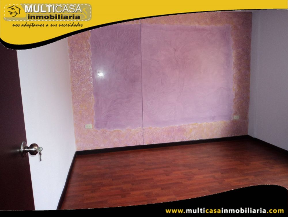 Casa Comercial en Venta a Crédito Sector Juan Pablo II Cuenca-Ecuador