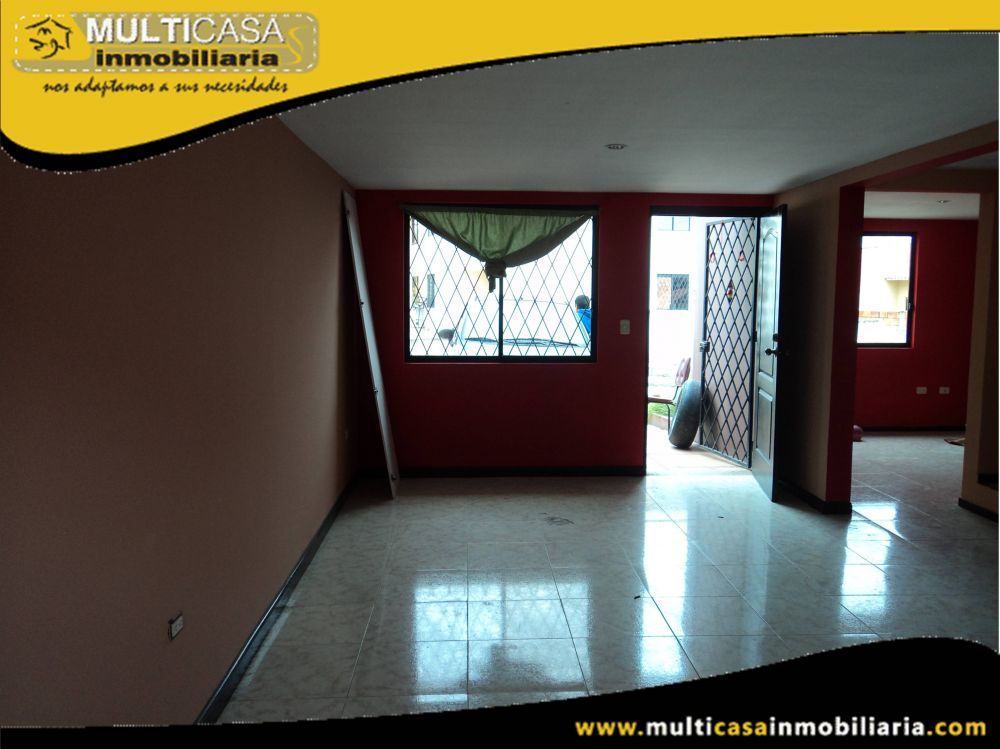 Venta de Hermosa casa en Ciudadela Privada a crédito Sector El Valle Cuenca-Ecuador