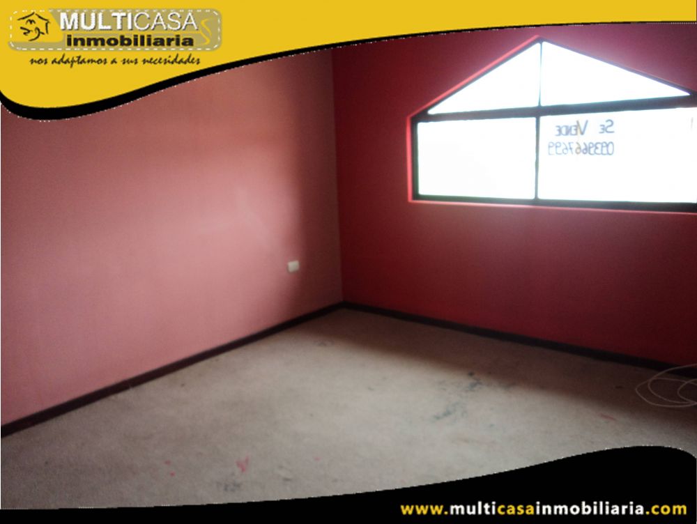 Venta de Hermosa casa en Ciudadela Privada a crédito Sector El Valle Cuenca-Ecuador