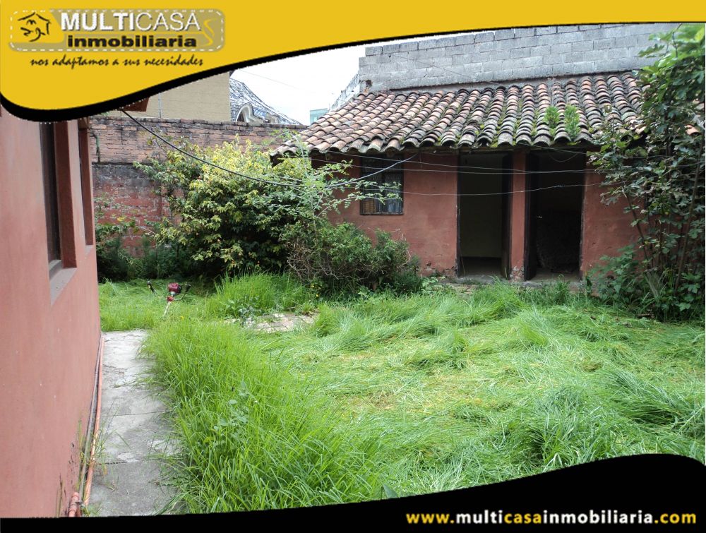 Arriendo hermosa Casa Comercial con garaje para Tres Vehiculos Sector El Estadio Cuenca-Ecuador