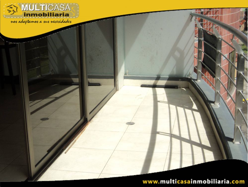 Arriendo de Hermoso Departamento en Edificio de Categoría Sector Primero de Mayo Cuenca-Ecuador