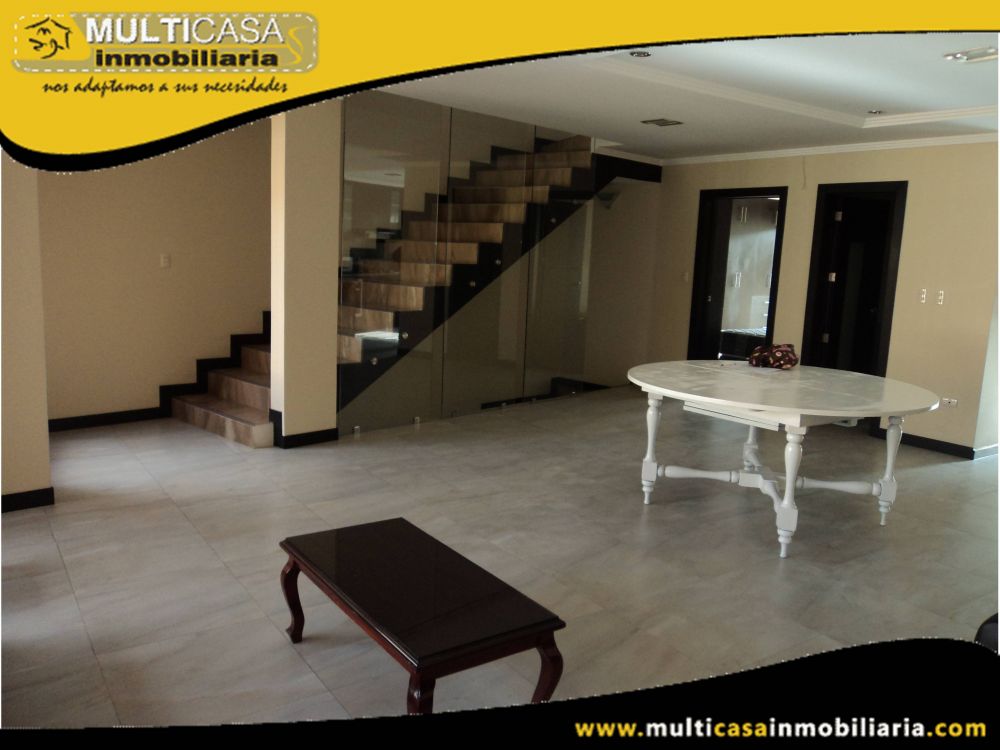 Arriendo hermoso Departamento Duplex amoblado de lujo Sector Av.Primero de Mayo Cuenca-Ecuador