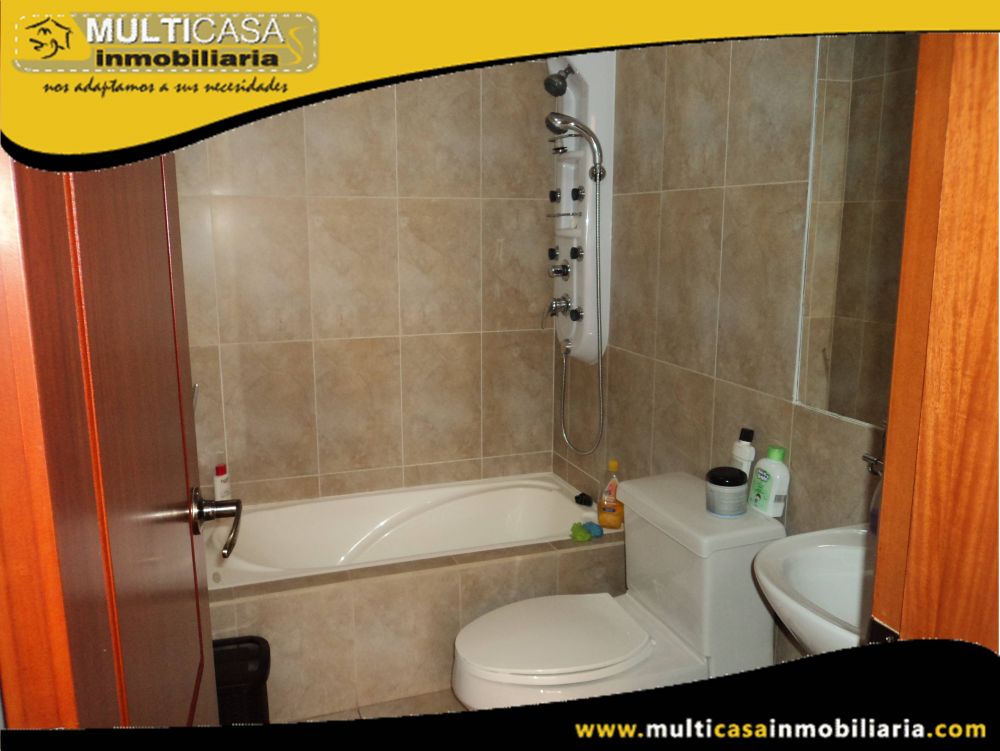 Casa en Venta a Crédito en Condominio Sector Av.Loja Cuenca-Ecuador