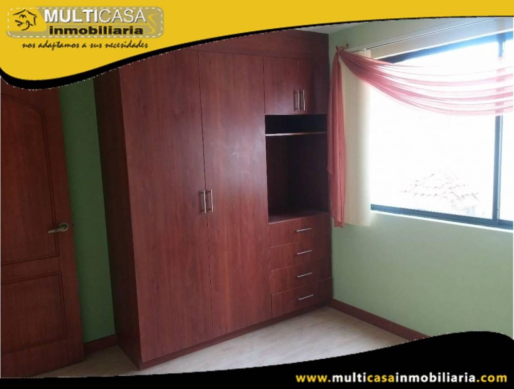 Casa en Venta a Crédito en Condominio Sector Av.Loja Cuenca-Ecuador