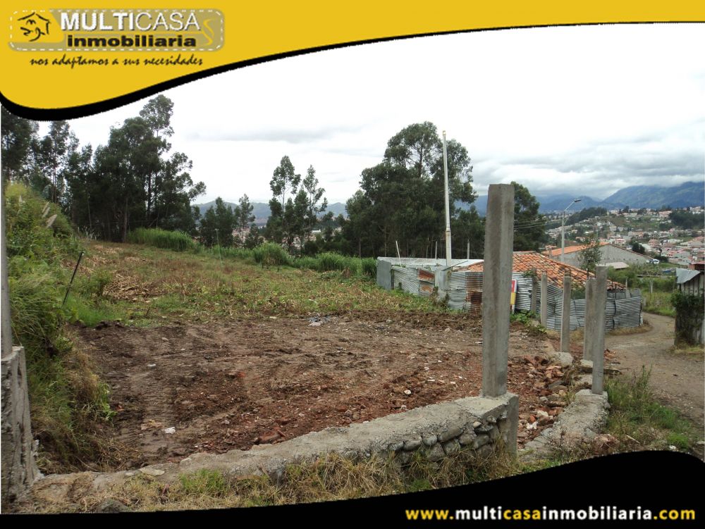 Terreno en Venta a Crédito trapezoidal Sector Miraflores Cuenca-Ecuador