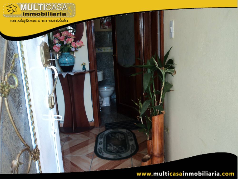 Casa en Venta con Local comercial a crédito Sector Miraflores Cuenca-Ecuador