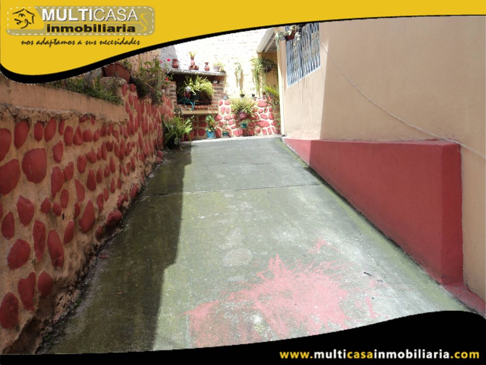 Casa en Venta con Local comercial a crédito Sector Miraflores Cuenca-Ecuador