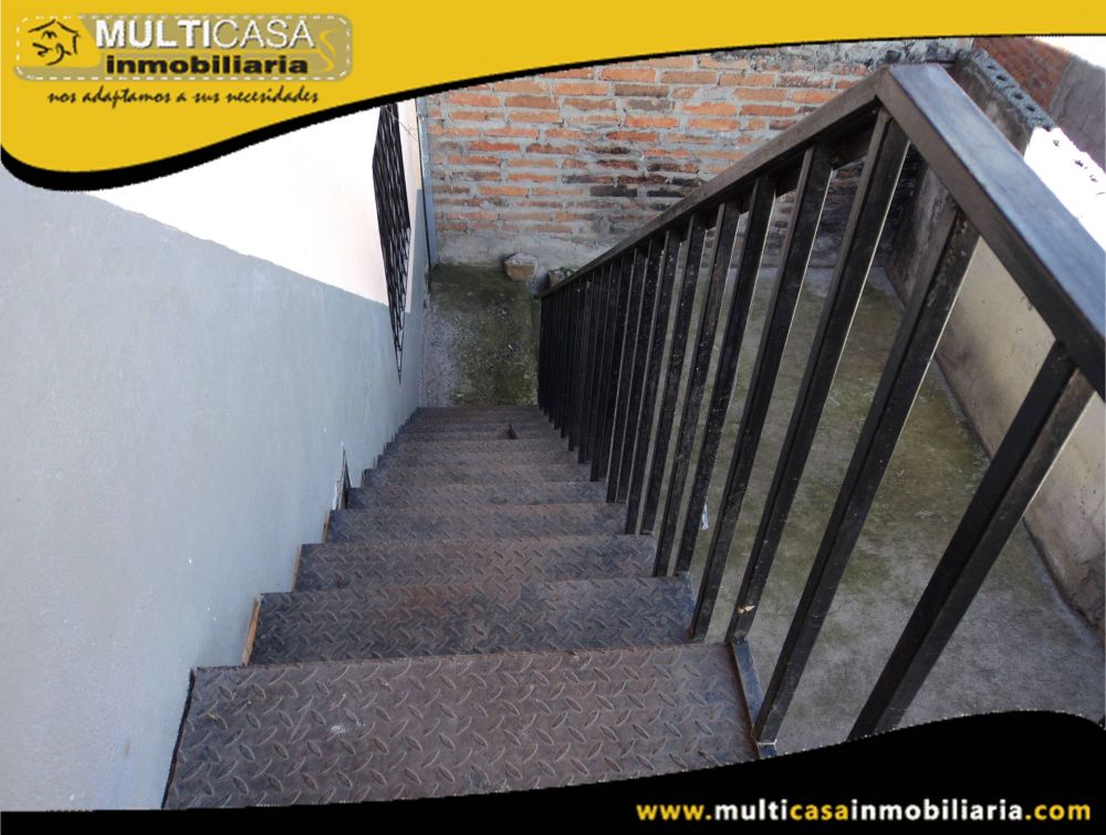 Venta de Hermosa Casa a crédito con un Local Comercial Sector Miraflores Cuenca-Ecuador