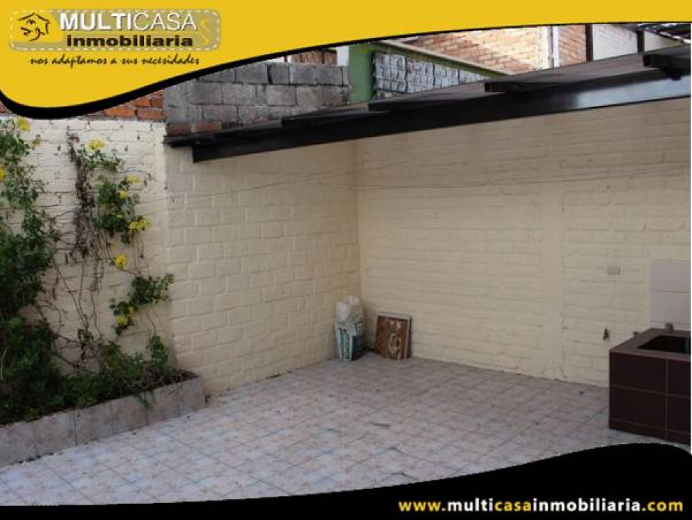 Casa en Venta a Crédito en Condominio Privado Sector Mercado 12 de Abril Cuenca-Ecuador