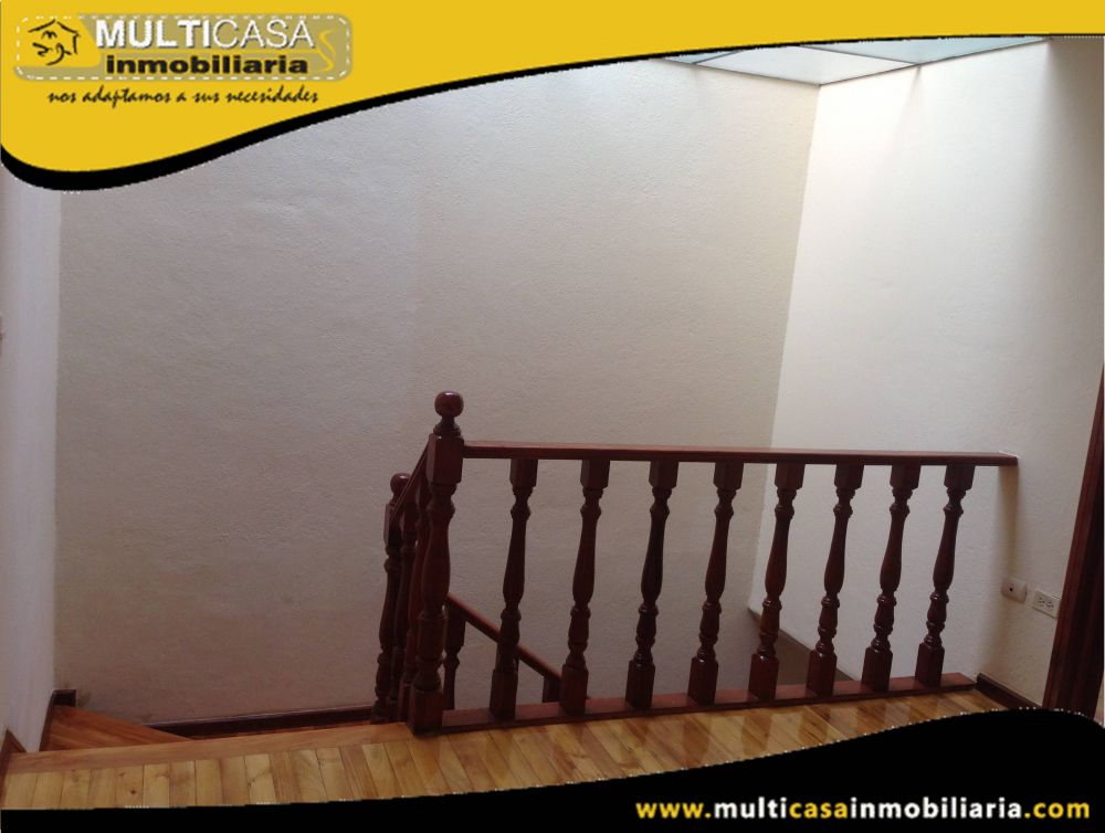 Casa en Venta a Crédito en Condominio Privado Sector Mercado 12 de Abril Cuenca-Ecuador