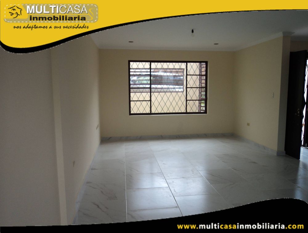 Casa Comercial en Venta a Crédito Sector Racar Cuenca-Ecuador