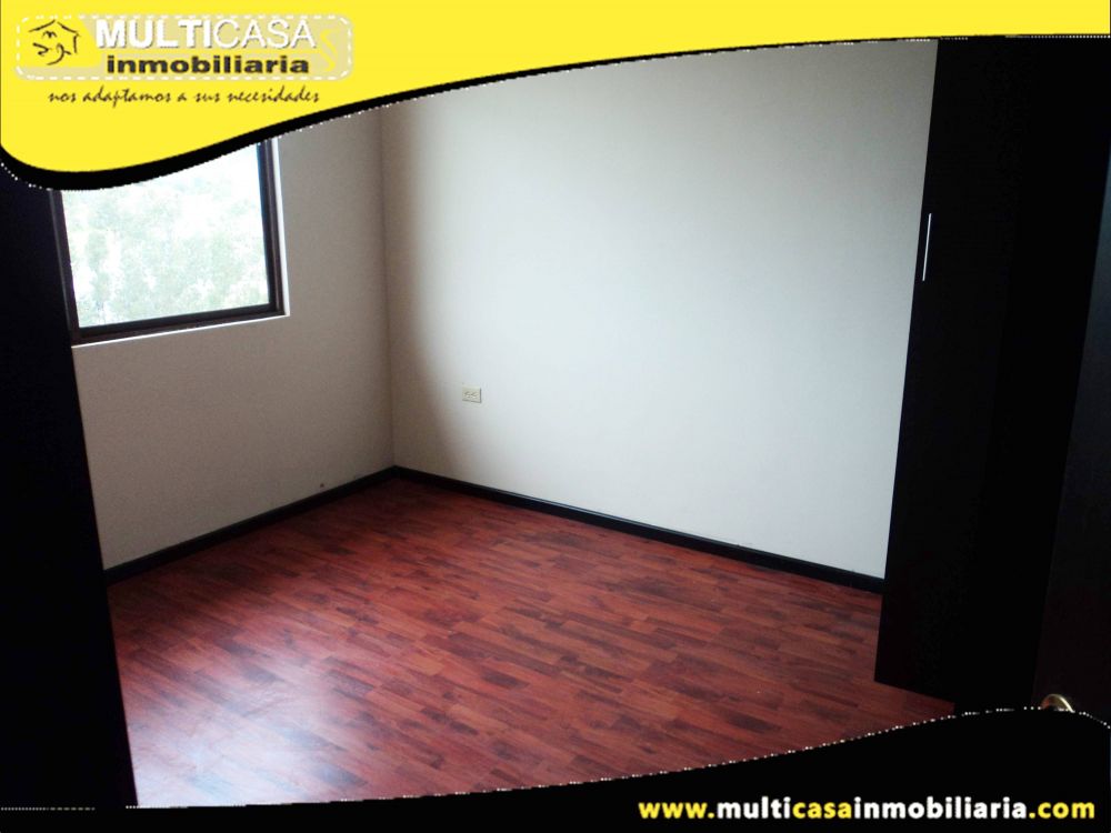 Casa Comercial en Venta a Crédito Sector Racar Cuenca-Ecuador