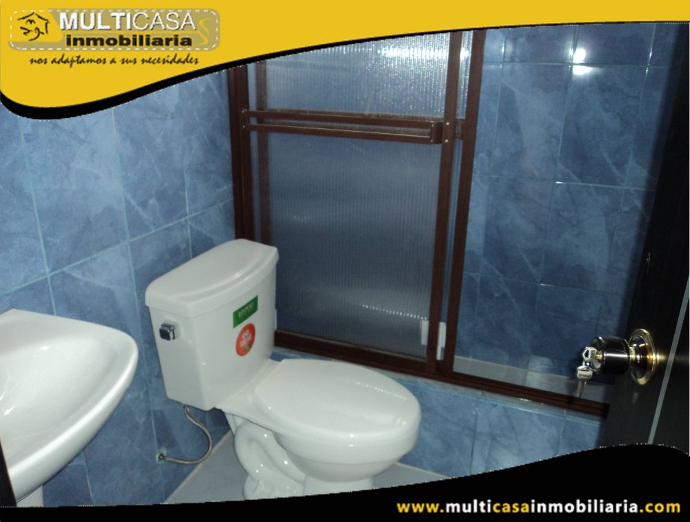 Casa Comercial en Venta a Crédito Sector Racar Cuenca-Ecuador