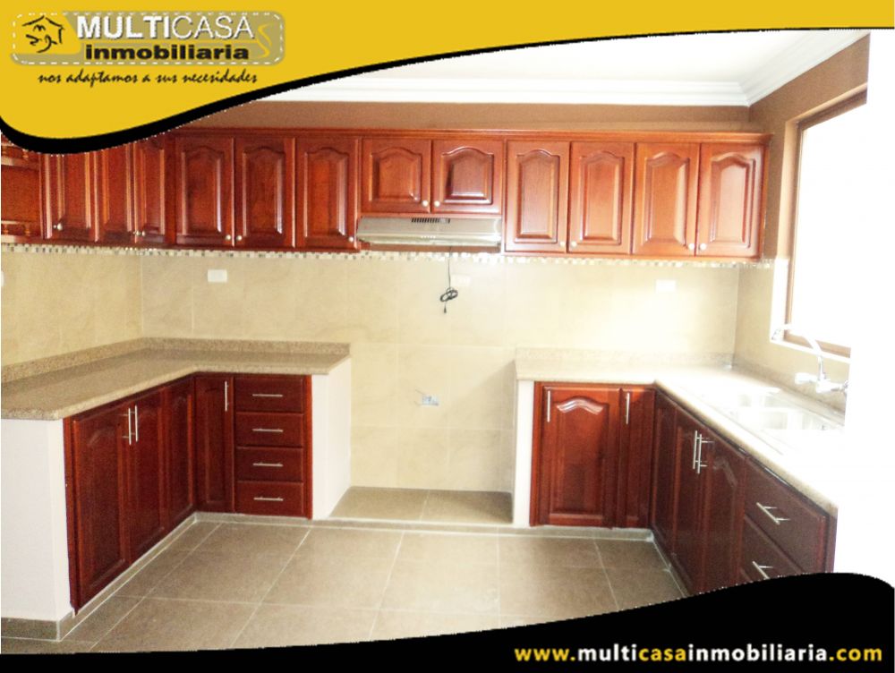 Casa en Venta a Crédito Sector Vía a Baños Cuenca-Ecuador