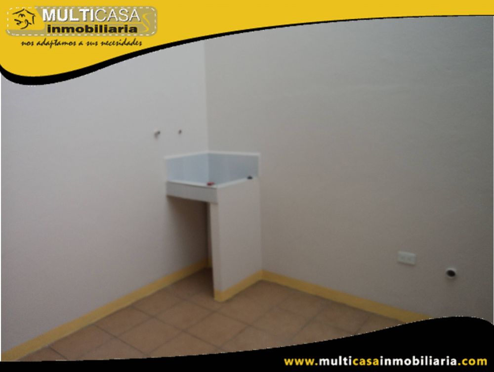 Casa en Venta a Crédito por estrenar Sector Colegio Borja Cuenca-Ecuador