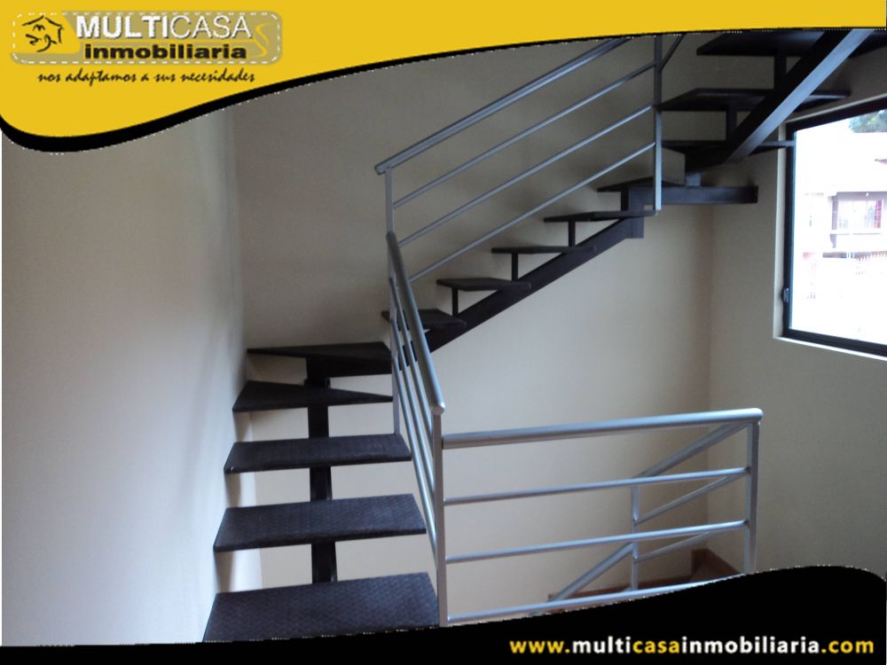 Casa en Venta a Crédito por estrenar Sector Colegio Borja Cuenca-Ecuador