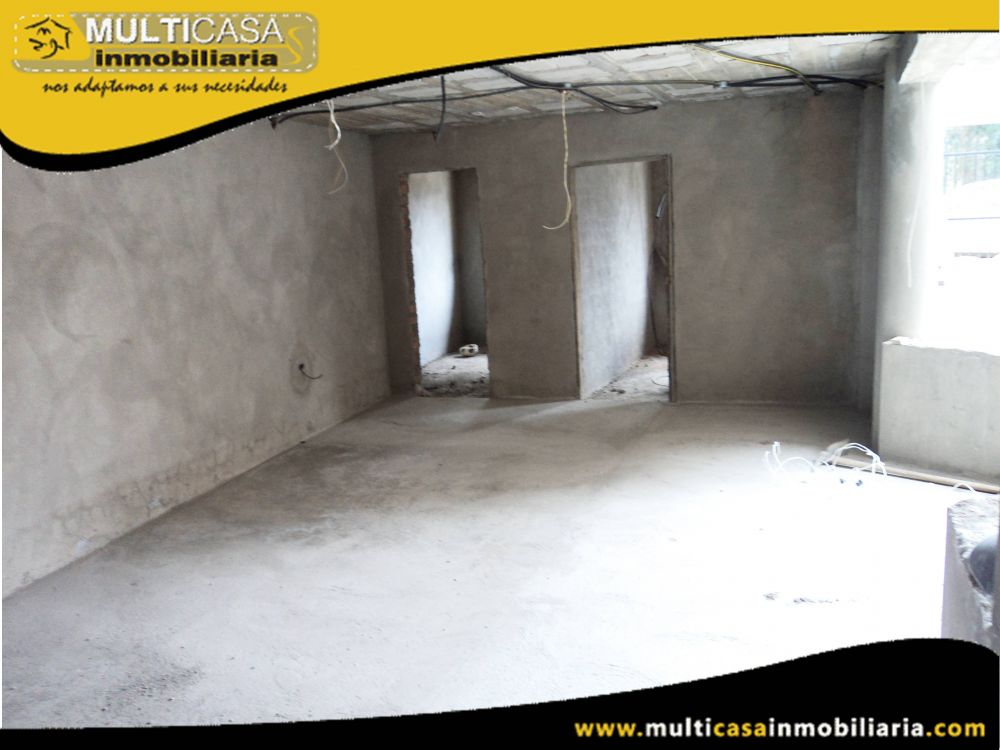 Venta de Hermosa casa a crédito por terminar con amplio espacio verde Sector San Joaquin Cuenca-Ecuador