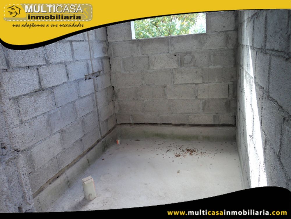 Venta de Hermosa Casa Residencial por terminar ubicada en Urbanización Privada con Cinco Departamentos a crédito Sector San Joaquin Cuenca-Ecuador