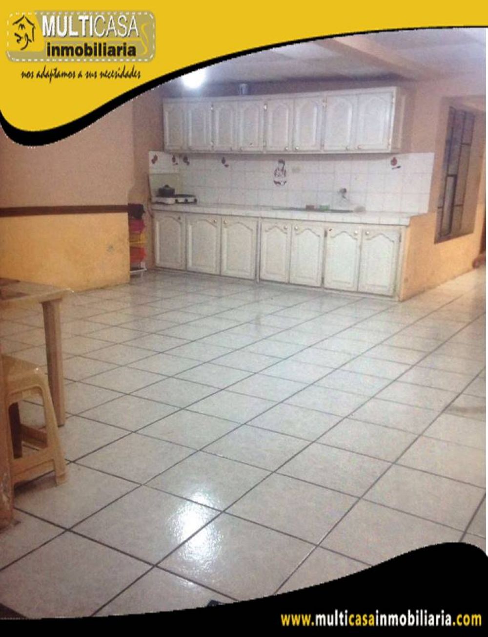 Venta de Hermosa casa a crédito de dos Departamentos y un Local Comercial Sector Centro de la Ciudad Cuenca-Ecuador