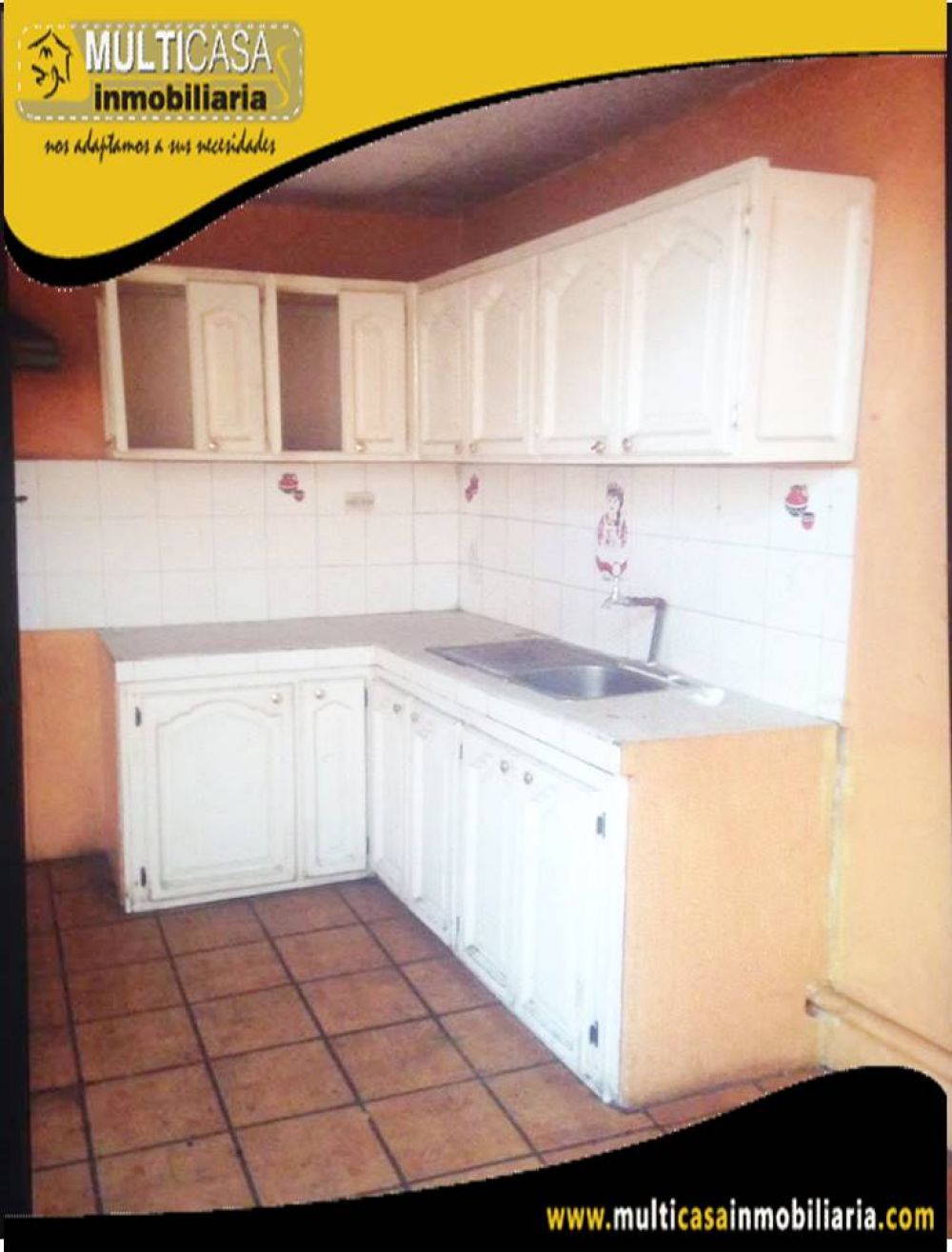 Venta de Hermosa casa a crédito de dos Departamentos y un Local Comercial Sector Centro de la Ciudad Cuenca-Ecuador
