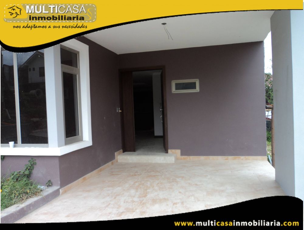 Casa en Venta a Crédito por estrenar Sector Pencas Cuenca-Ecuador