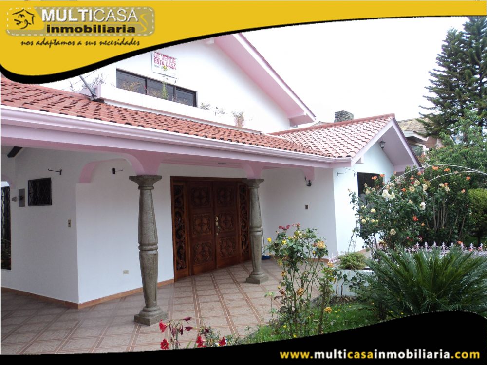 Casa Comercial en Venta a Crédito  Sector Av.Paucarbamba Cuenca-Ecuador