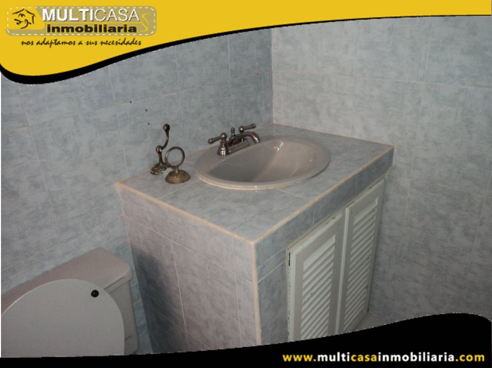 Casa con Mini Departamento en Venta a Crédito Sector Av.Paucarbamba Cuenca-Ecuador