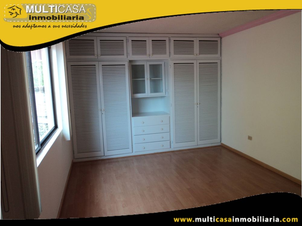 Casa con Mini Departamento en Venta a Crédito Sector Av.Paucarbamba Cuenca-Ecuador