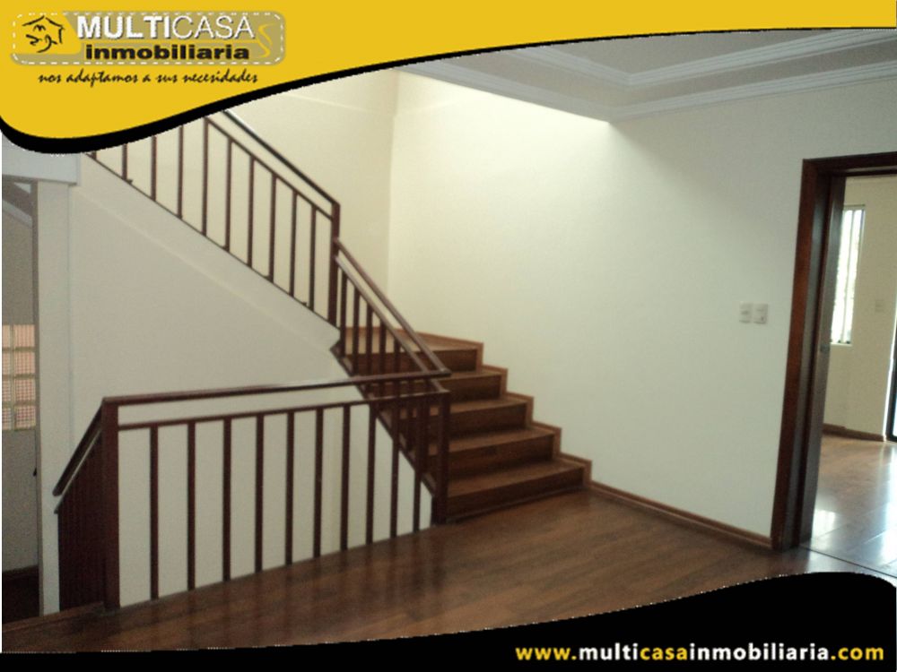 Arriendo Oficinas amplias con garaje Sector Ciudadela Alvarez Cuenca-Ecuador