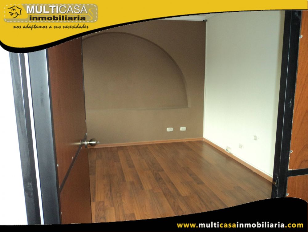 Arriendo Oficinas amplias con garaje Sector Ciudadela Alvarez Cuenca-Ecuador