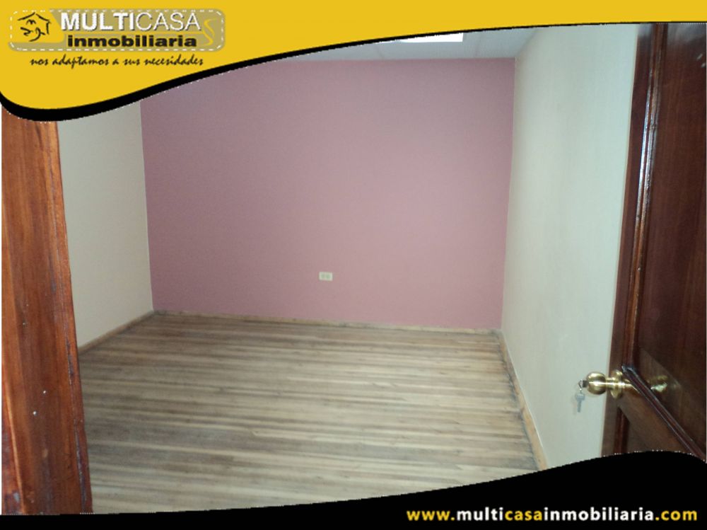 Dos Casas con Dos Departamentos cada Casa en Venta a Crédito Sector Gonzalez Suarez Cuenca-Ecuador