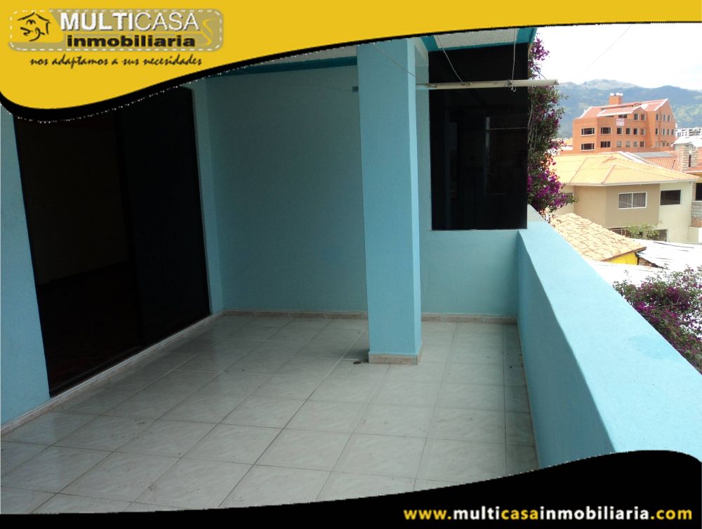 Arriendo Hermoso Departamento en Tercer Piso Sector Av.Primero de Mayo Cuenca-Ecuador
