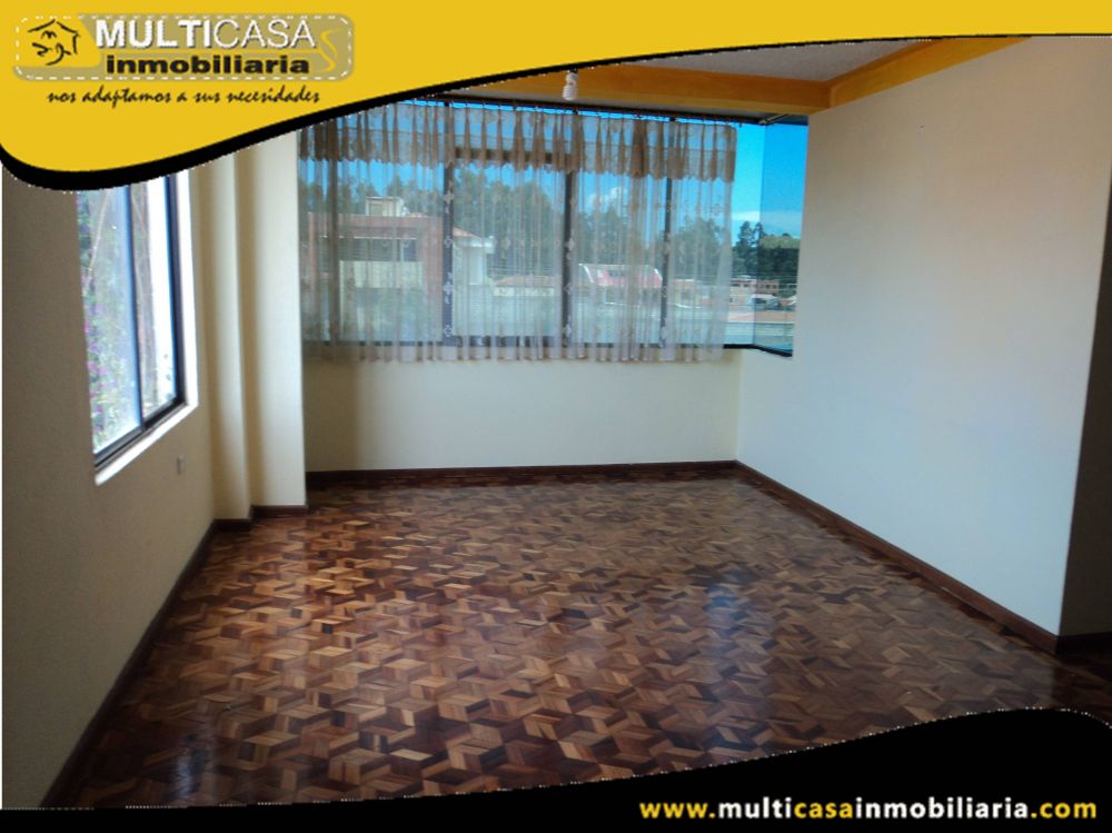 Arriendo Hermoso Departamento en Tercer Piso Sector Av.Primero de Mayo Cuenca-Ecuador
