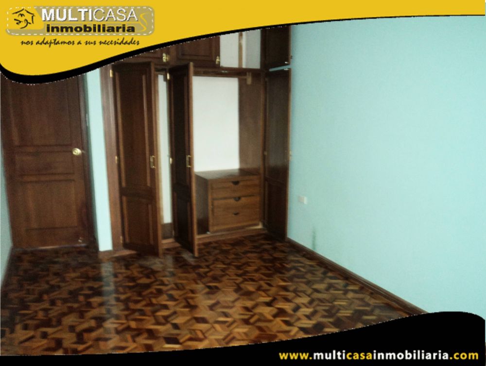 Arriendo Hermoso Departamento en Tercer Piso Sector Av.Primero de Mayo Cuenca-Ecuador