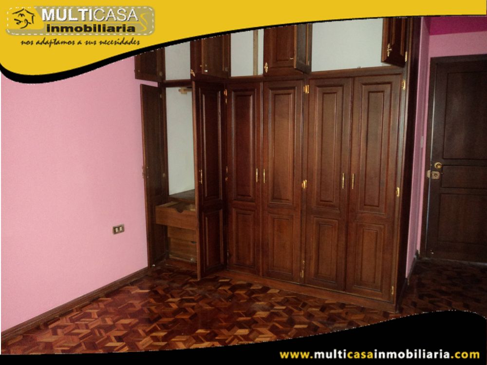 Arriendo Hermoso Departamento en Tercer Piso Sector Av.Primero de Mayo Cuenca-Ecuador
