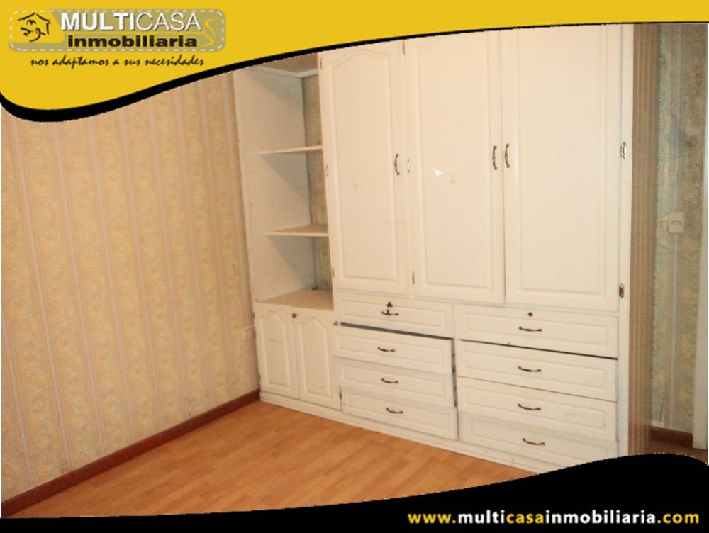 Casa Rentera en Venta a Crédito  Sector Av.Gonzales Suarez Cuenca-Ecuador